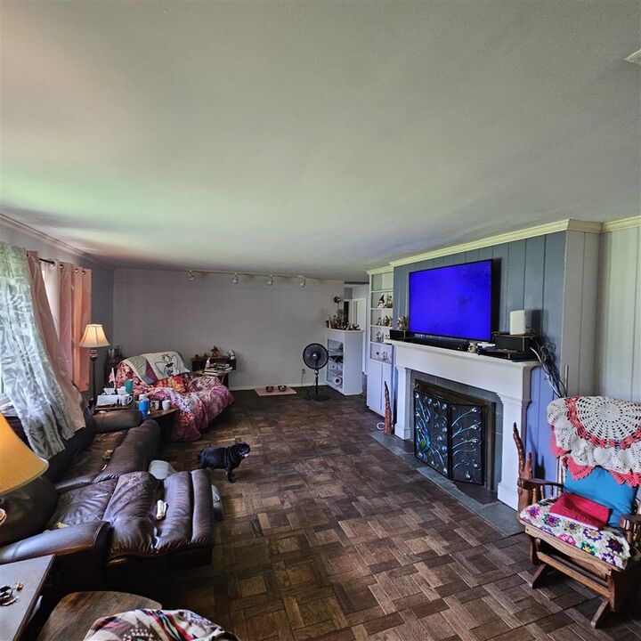 Property Photo:  302 East Drive  IN 47331 