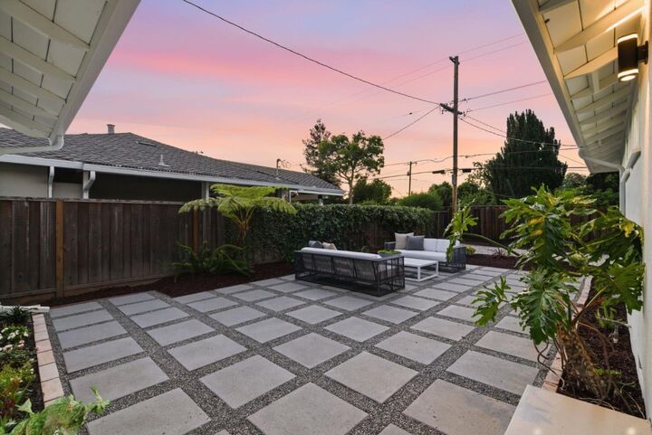 Property Photo:  937 West Washington Avenue  CA 94086 