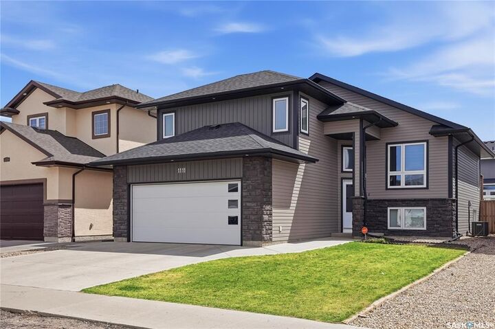 Property Photo:  1111 Evergreen Boulevard  SK S7W 0R5 