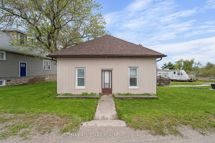 Property Photo:  4094 Highway 35 N/A  ON K0M 1G0 