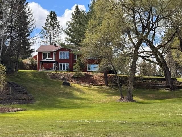 353 Macpherson Drive — photo 1