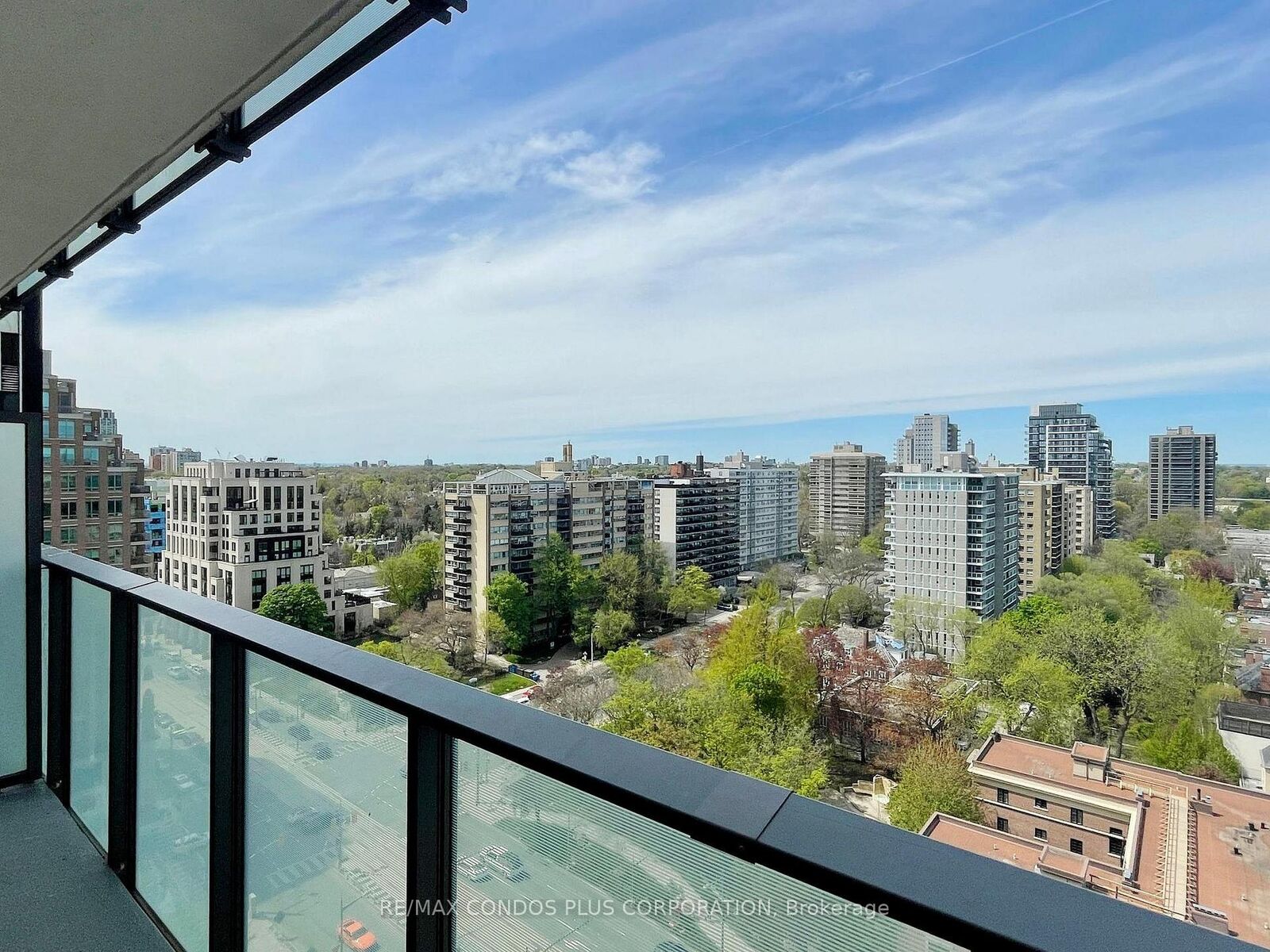Property Photo: 99 Foxbar Road 1406 ON M4V 0B2