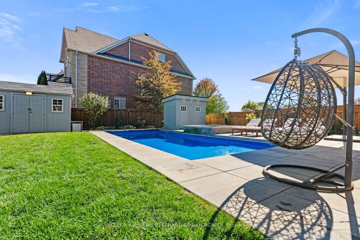 Property Photo: 79 Chaiwood Court ON L6A 0V9