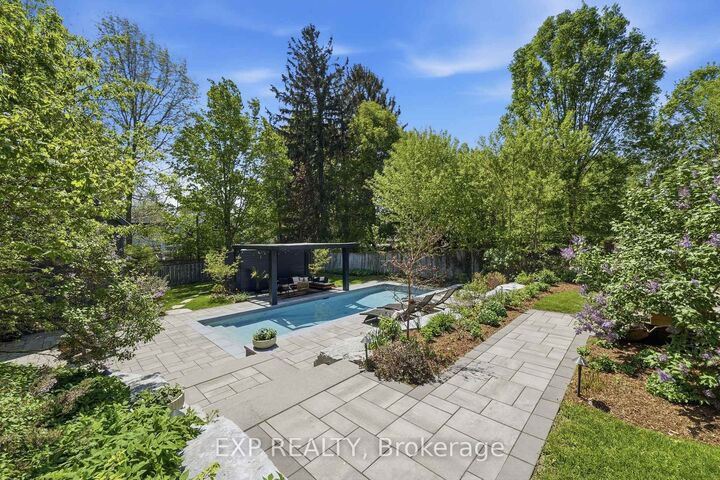 16 Barker Street — photo 1