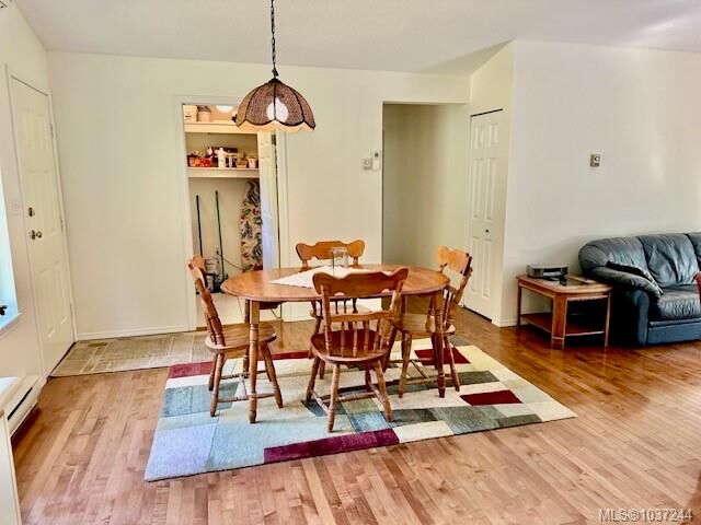 Property Photo:  1825 Lackehaven Dr  BC V0R 1X6 