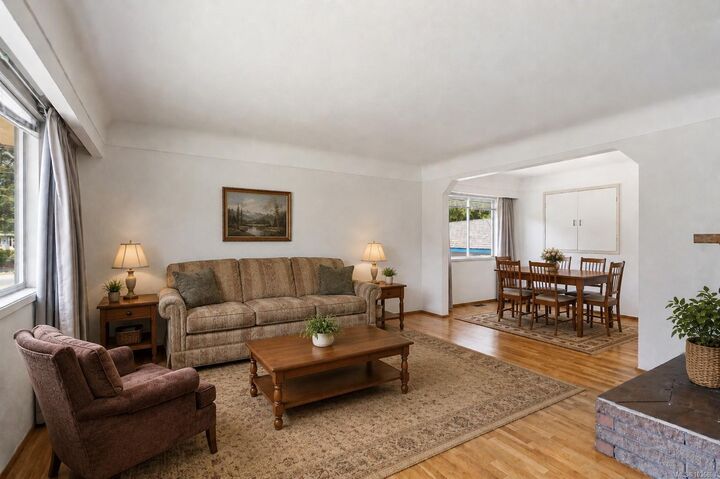 Property Photo: 993 McCallum Rd BC V9B 4C7