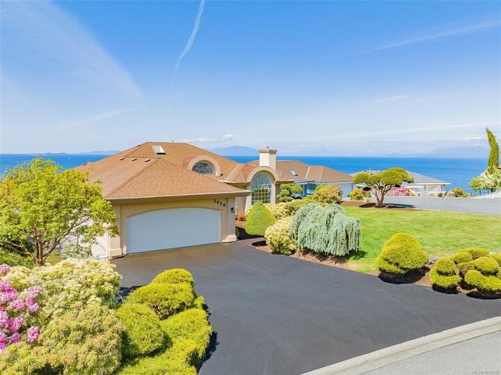 5056 Vista View Cres — photo 1