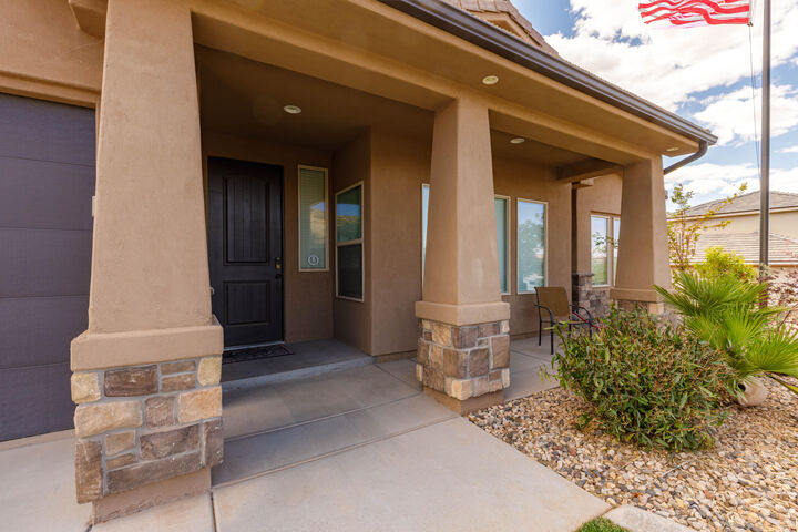 Property Photo:  6062 Rimrunner Dr  UT 84790 