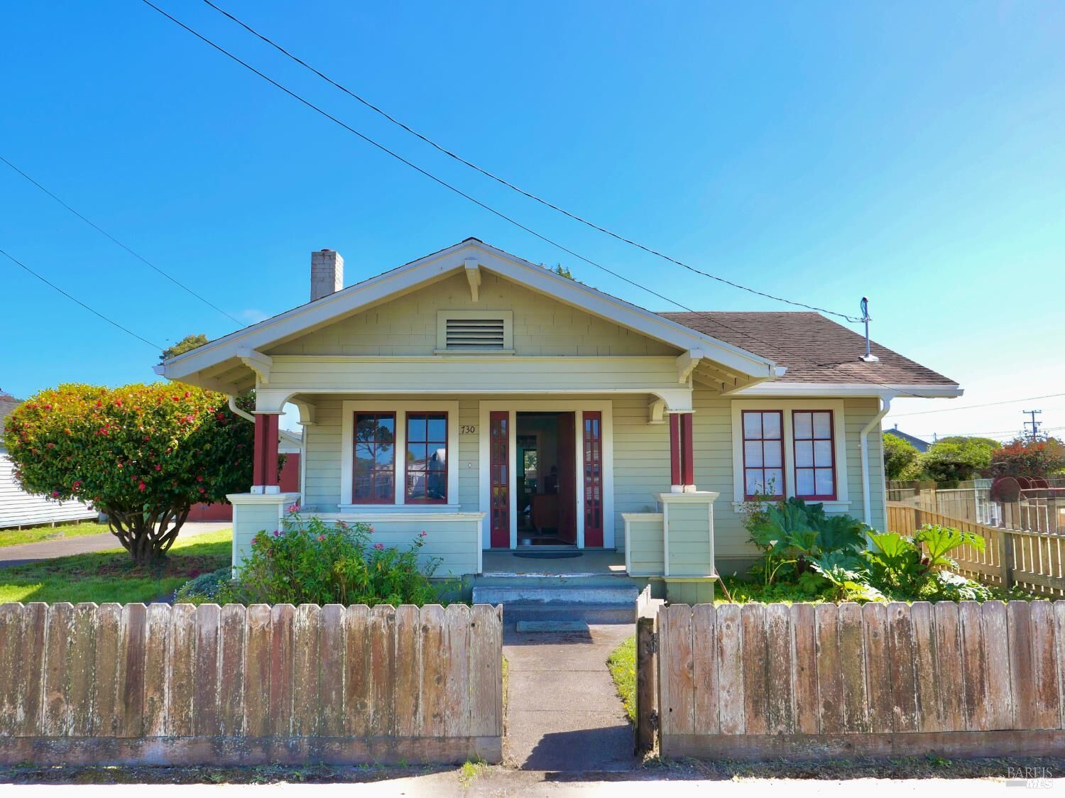 Property Photo:  730 E Chestnut Street  CA 95437 