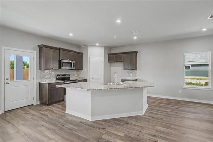 Property Photo:  5526 Harriet Street  TX 77807 