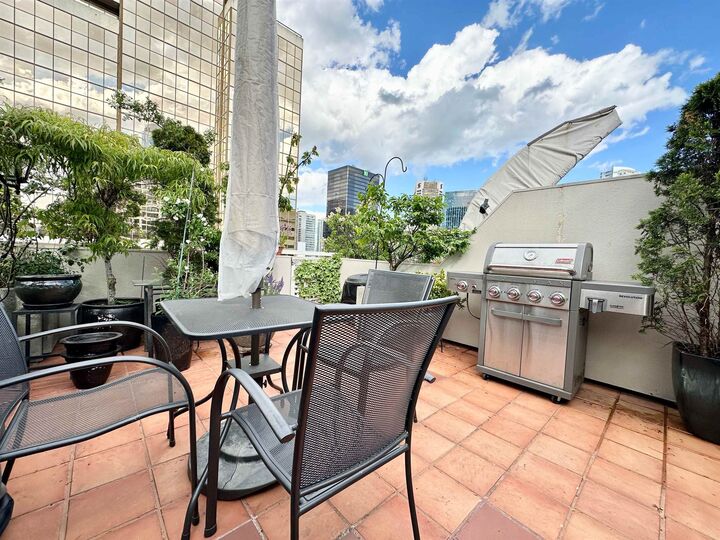 Property Photo:  850 Burrard Street 1006  BC V6Z 2J1 