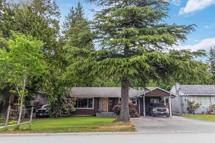 8554 109B Street — photo 1