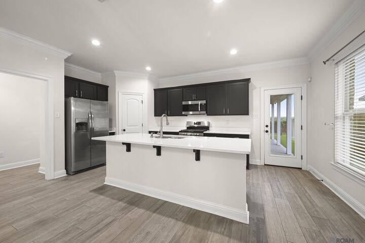 Property Photo: 6348 Nesting Dr LA 70737