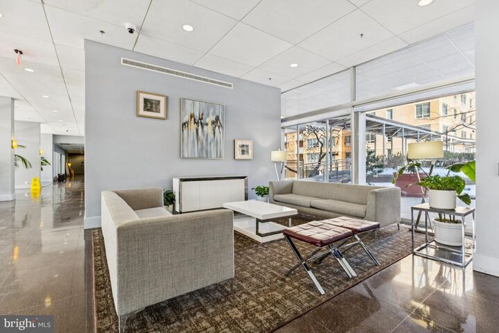 Property Photo:  350 G Street SW N411  DC 20024 