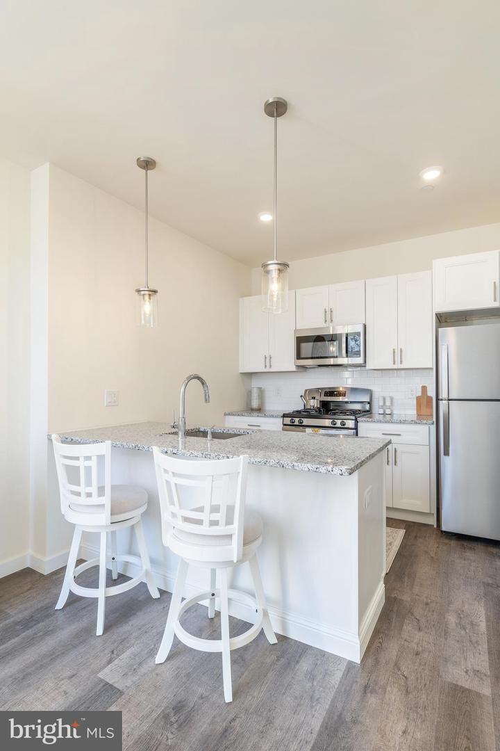 Property Photo: 1307 Germantown Avenue 14B PA 19122