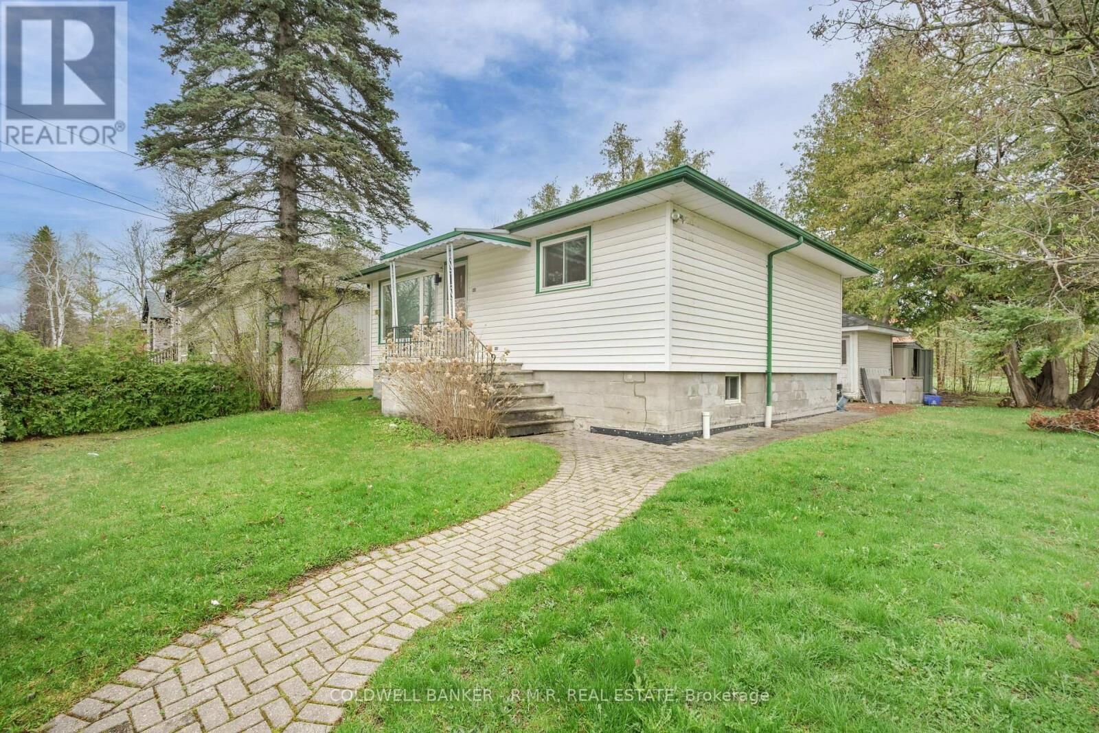 Property Photo: 66 Edith Street ON L0E 1L0