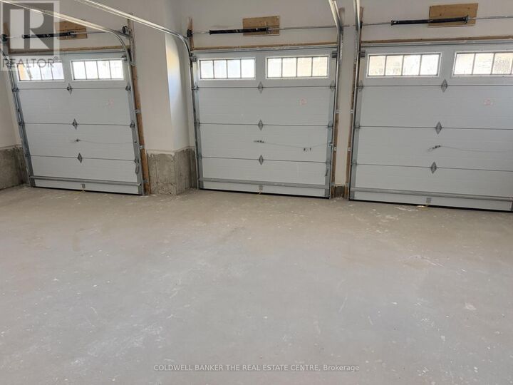 Property Photo:  7 Pinetree Drive  ON L0L 2L0 
