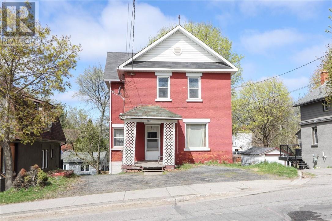 Property Photo: 255 College Street ON P3C 4V4