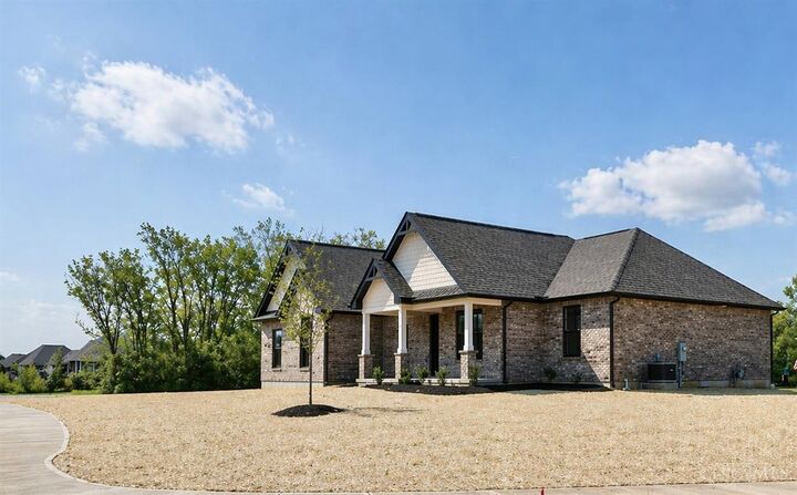 Property Photo: 2795 Venice Crossing Drive OH 45013