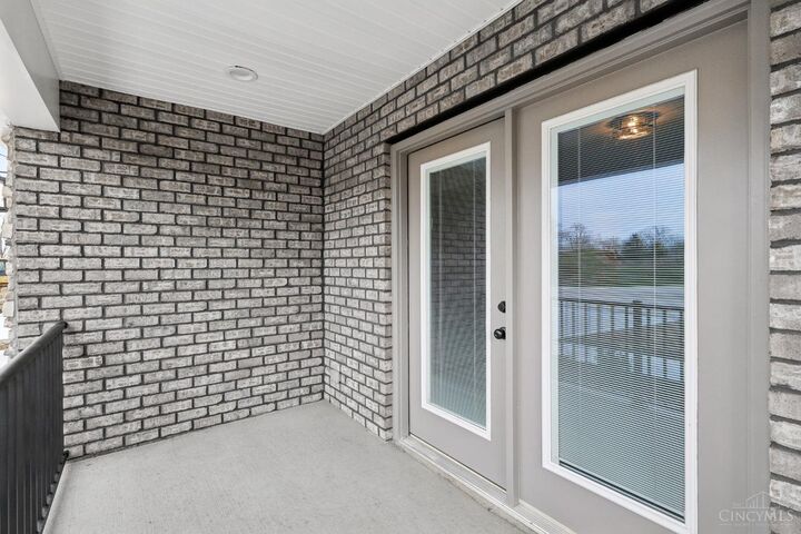 Property Photo: 5019 Waterford Lane OH 45042