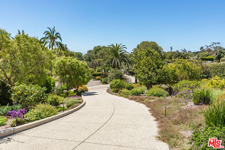 Property Photo:  28901 Boniface Dr  CA 90265 