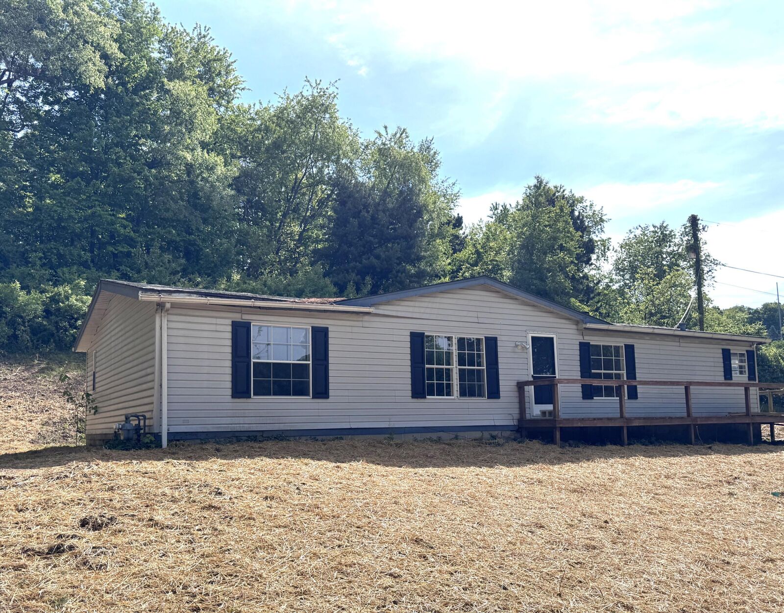 Property Photo:  1664 Watson SE Road  OH 43056 
