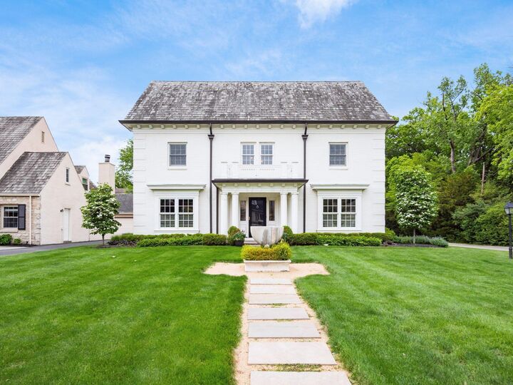 Property Photo: 2301 Brixton Road OH 43221