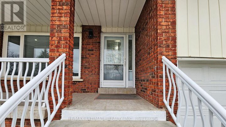Property Photo:  36 Jayfield Road Upper  ON L6S 3G7 