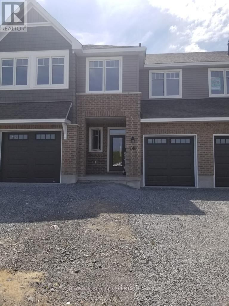 Property Photo: 1510 Scarlet Street ON K7K 0H6