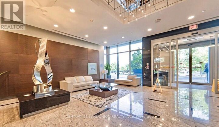 Property Photo:  151 Village Green Square 2309  ON M1S 0K5 