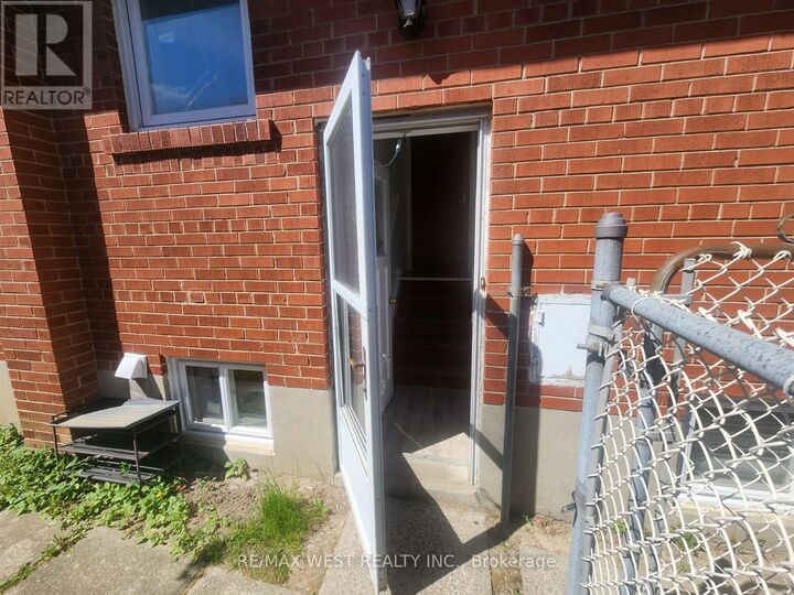 Property Photo:  5 Ludgate Drive Basement  ON M9W 2Y2 