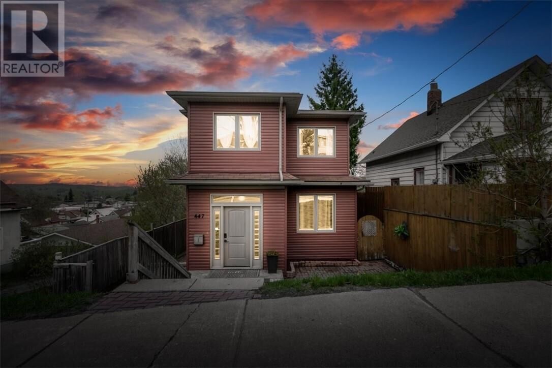 Property Photo:  447 Burton Avenue  ON P3C 4K6 