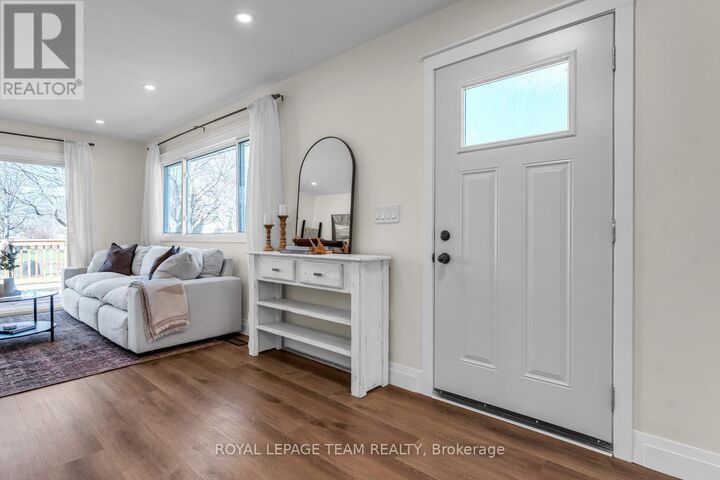 Property Photo:  187 Lakeview Avenue  ON K7M 3V2 
