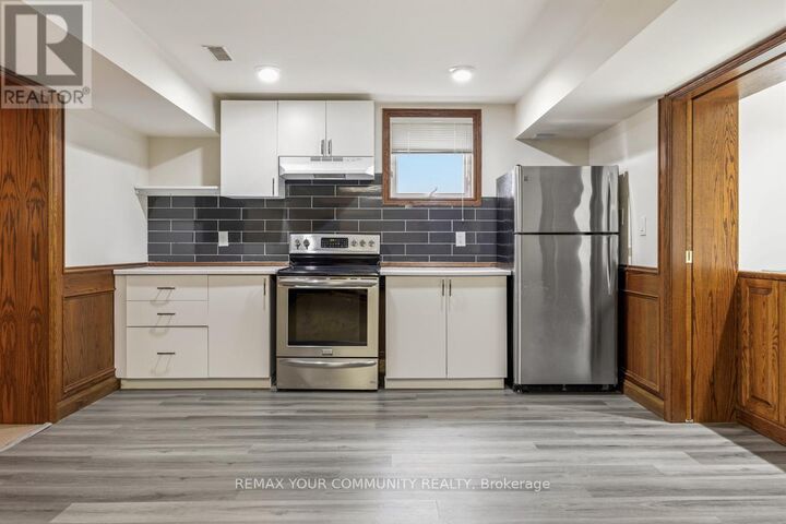 Property Photo: 27 Denham Drive Lower ON L4C 6H6