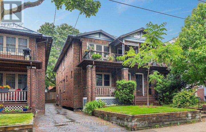 Property Photo:  88 Glen Manor Drive Main  ON M4E 2X2 