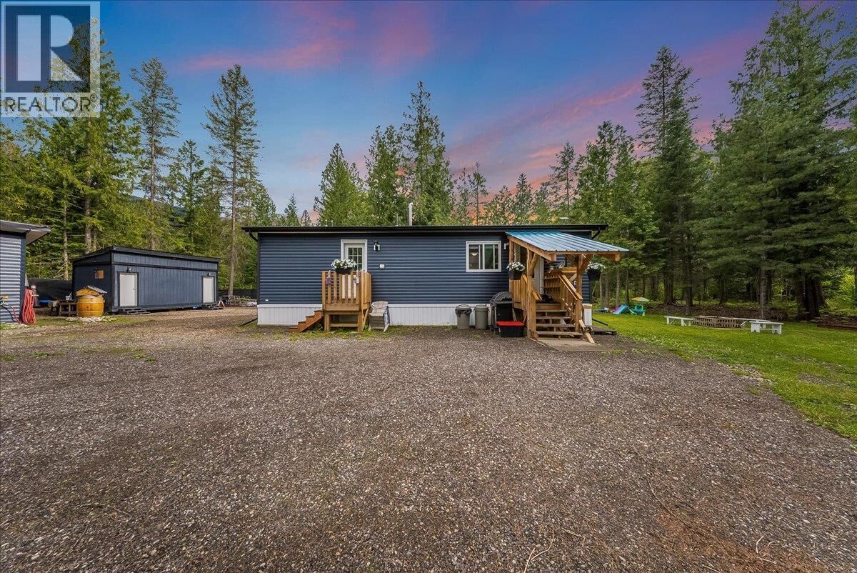 Property Photo:  118 Liness Road  BC V0G 1Z0 