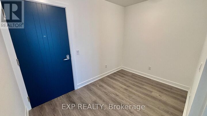 Property Photo:  2545 Simcoe Street North 921  ON L1L 0W3 