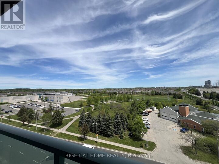 Property Photo: 11 Oneida Crescent 805 ON L4B 0A1