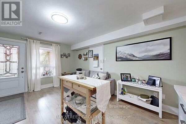 Property Photo:  40 Henricks Road  ON L3T 5M3 