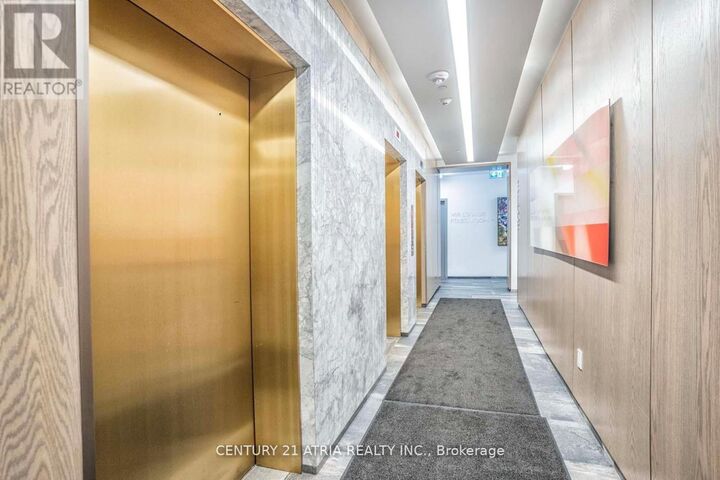 Property Photo: 20 Thomas Riley Road 2703 ON M9B 0C3
