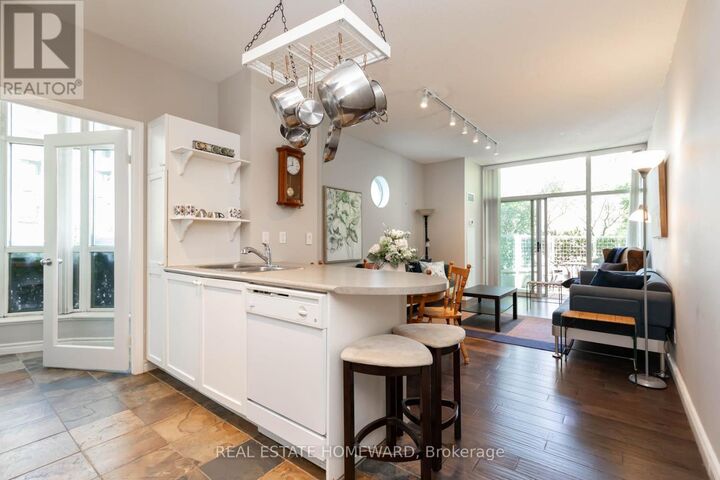 Property Photo:  600 Queens Quay West 101  ON M5V 3M3 