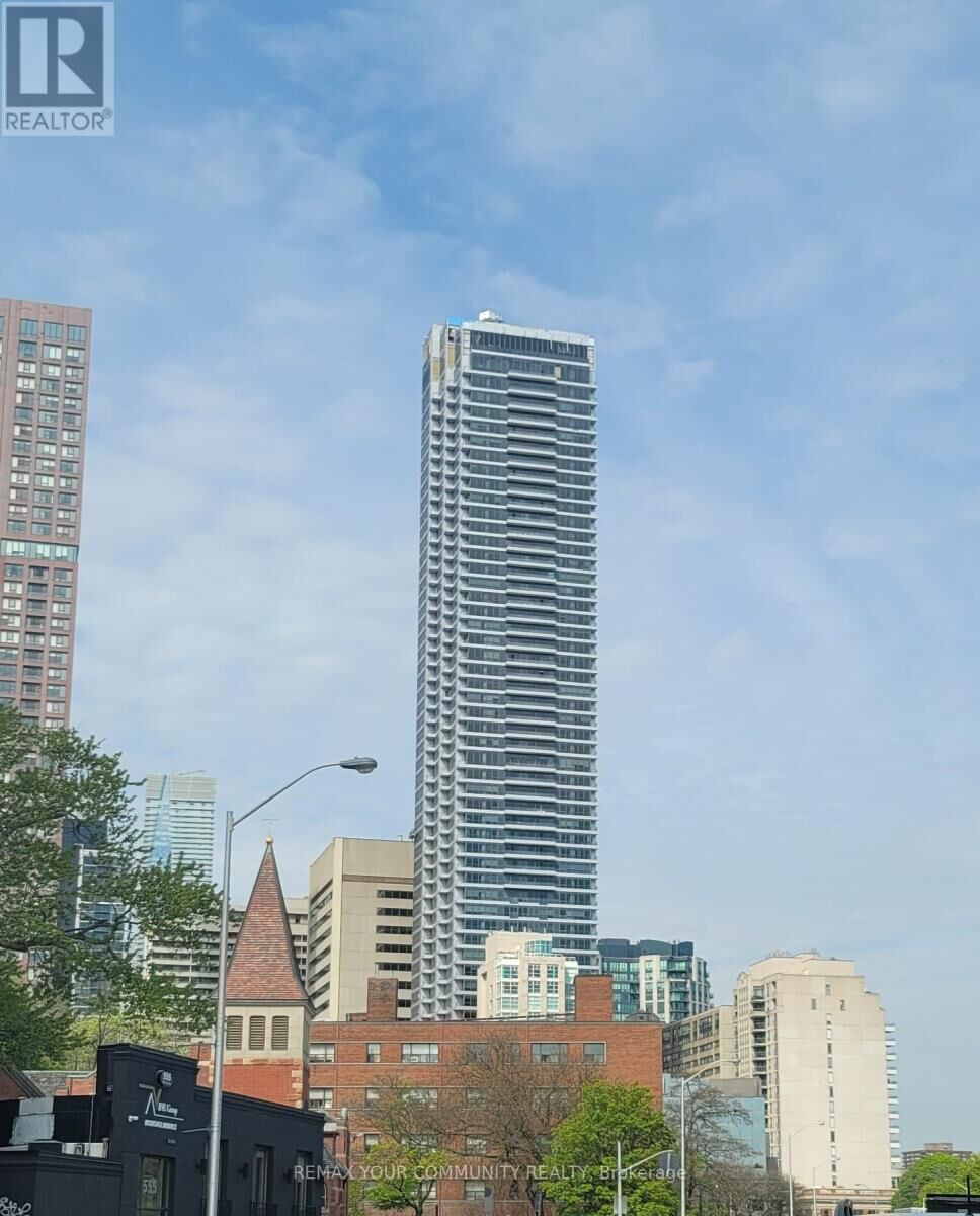 Property Photo:  395 Bloor Street East 3007  ON M4W 1H7 
