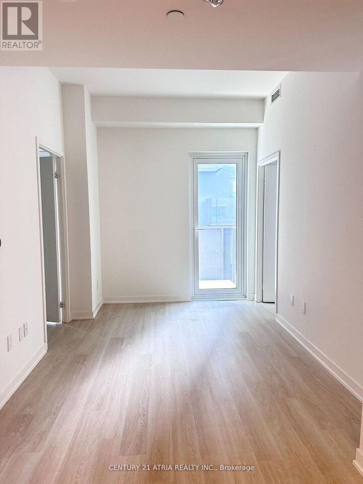Property Photo:  500 Wilson Avenue 519  ON L5A 1W4 