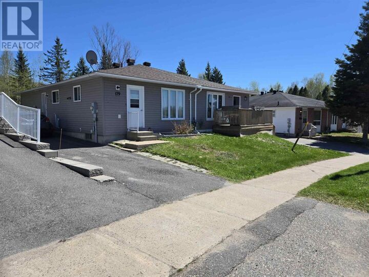 Property Photo: 179 Taylor Blvd ON P5A 3L1