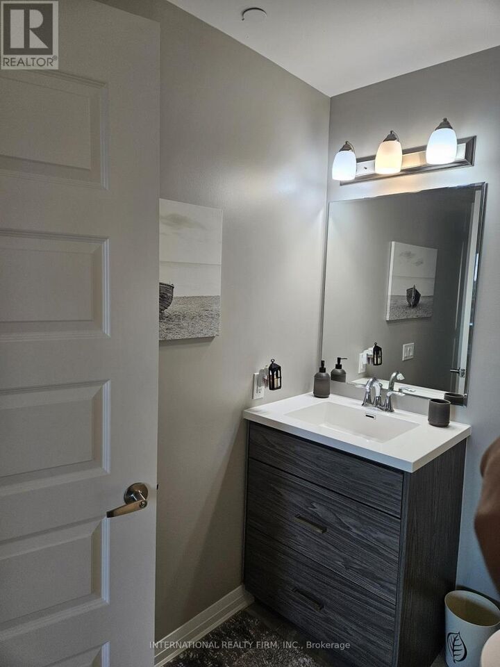 Property Photo:  95 Dundas Street West 116  ON L6M 4L9 