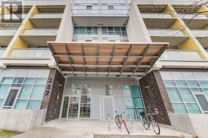 Property Photo: 257 Hemlock Street 217 ON N2L 0K2