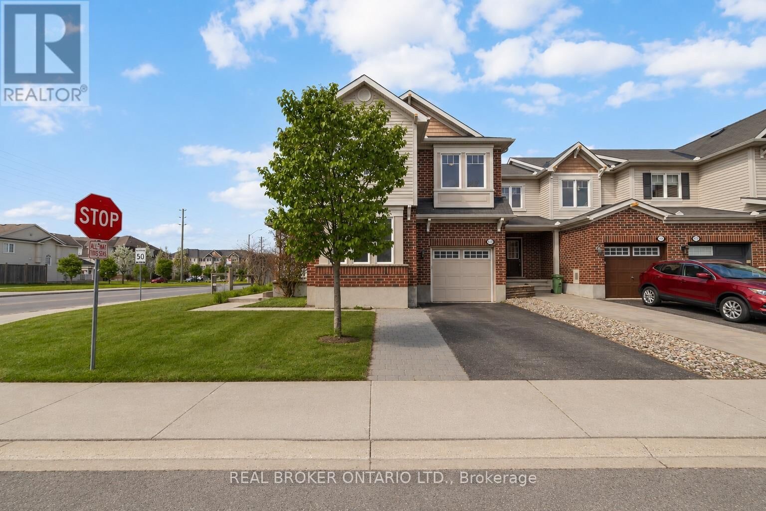 Property Photo: 2771 Grand Canal Street ON K2J 0S7