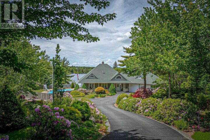Property Photo: 243 Lakeshore Drive NS B4B 1X1