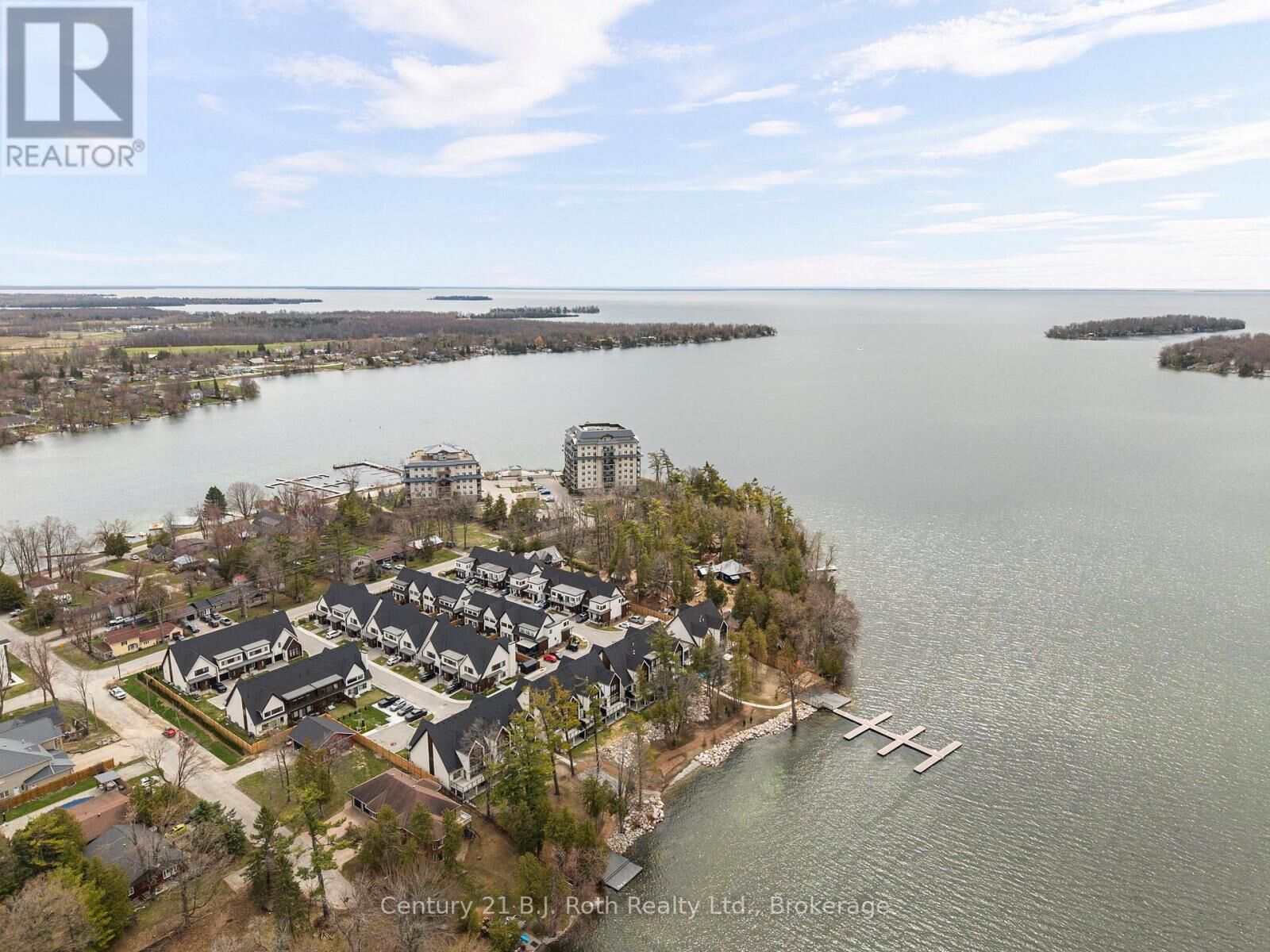 Property Photo:  34 Ruby Crescent  ON L3V 8M3 