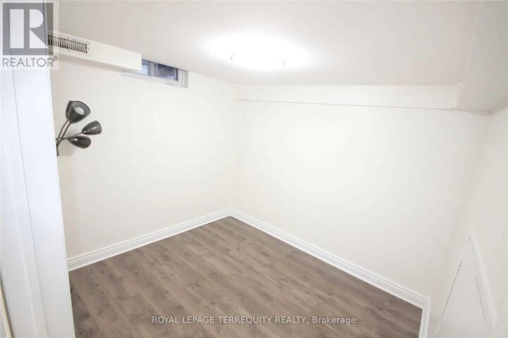 Property Photo:  111 Caronia Square Bsmnt  ON M1B 2Z9 